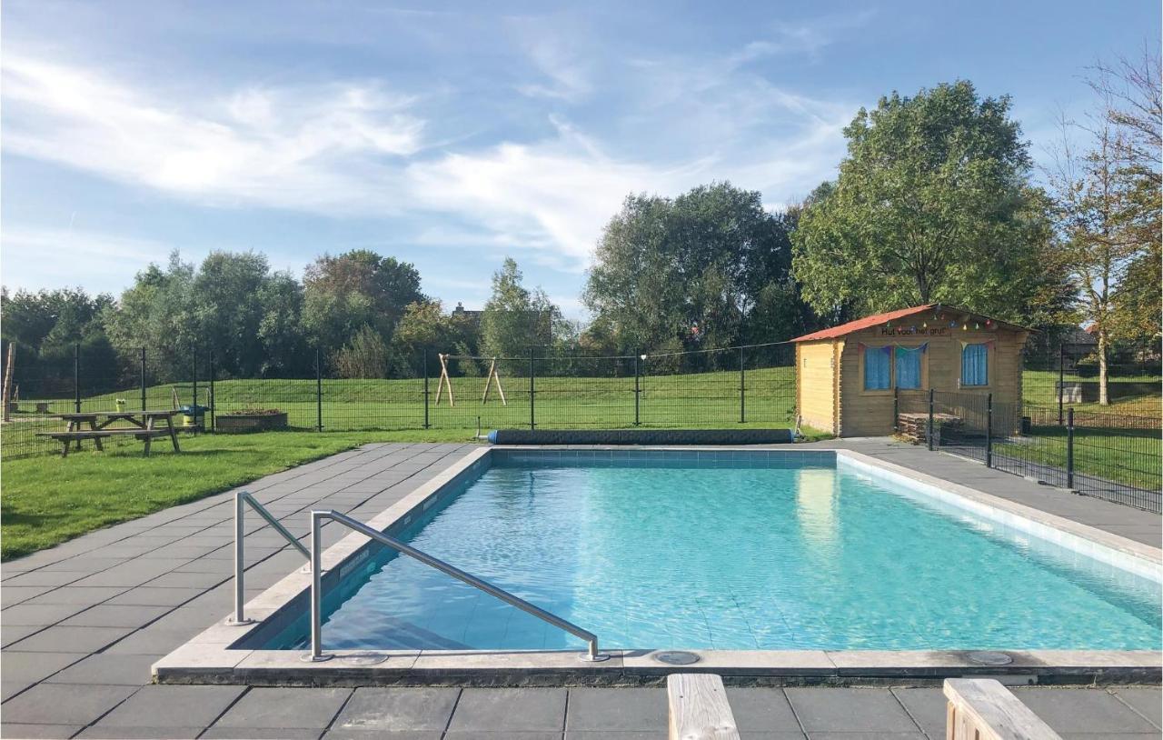 3 Bedroom Pet Friendly Home In Tzummarum Exterior photo